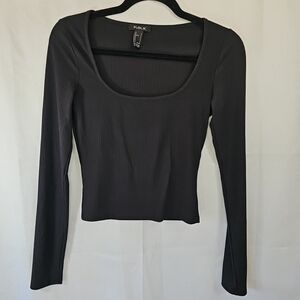 Publik Long Sleeve Black Polyester Blend Cropped Top- Size Medium